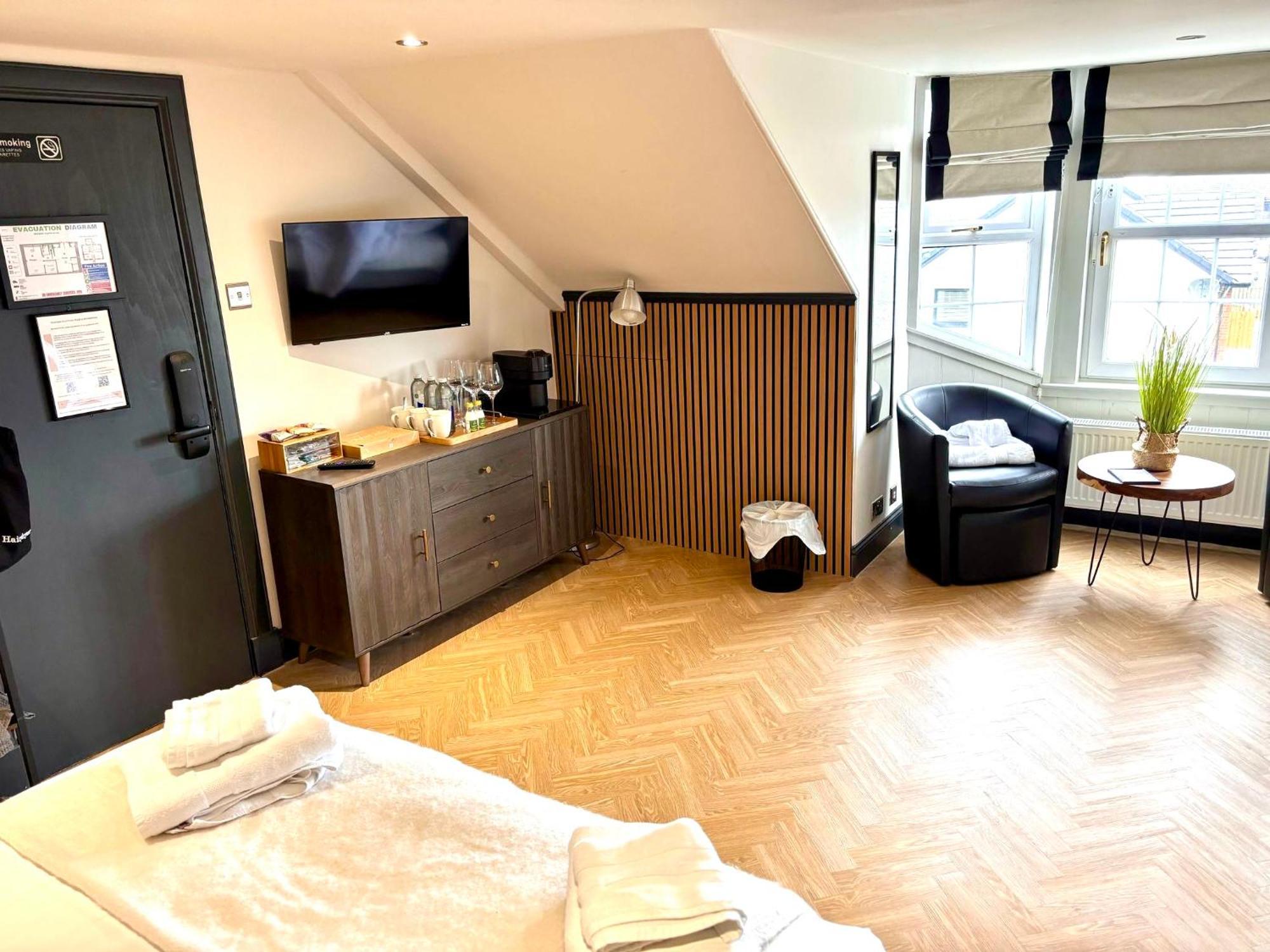 'Clyde' In Allandale Aparthotel Охтерардър Екстериор снимка